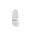 Fred Perry Weiße Gummisandalen
