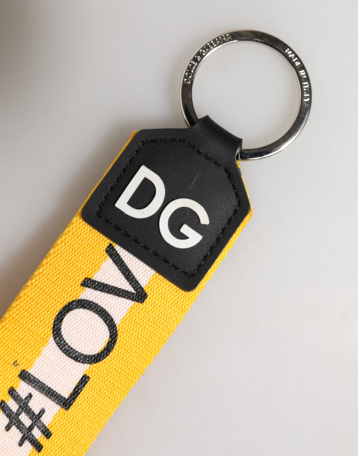 Dolce & Gabbana Gelbes Logo Polyester Silber Messing Halter Schlüsselanhänger Schlüsselring