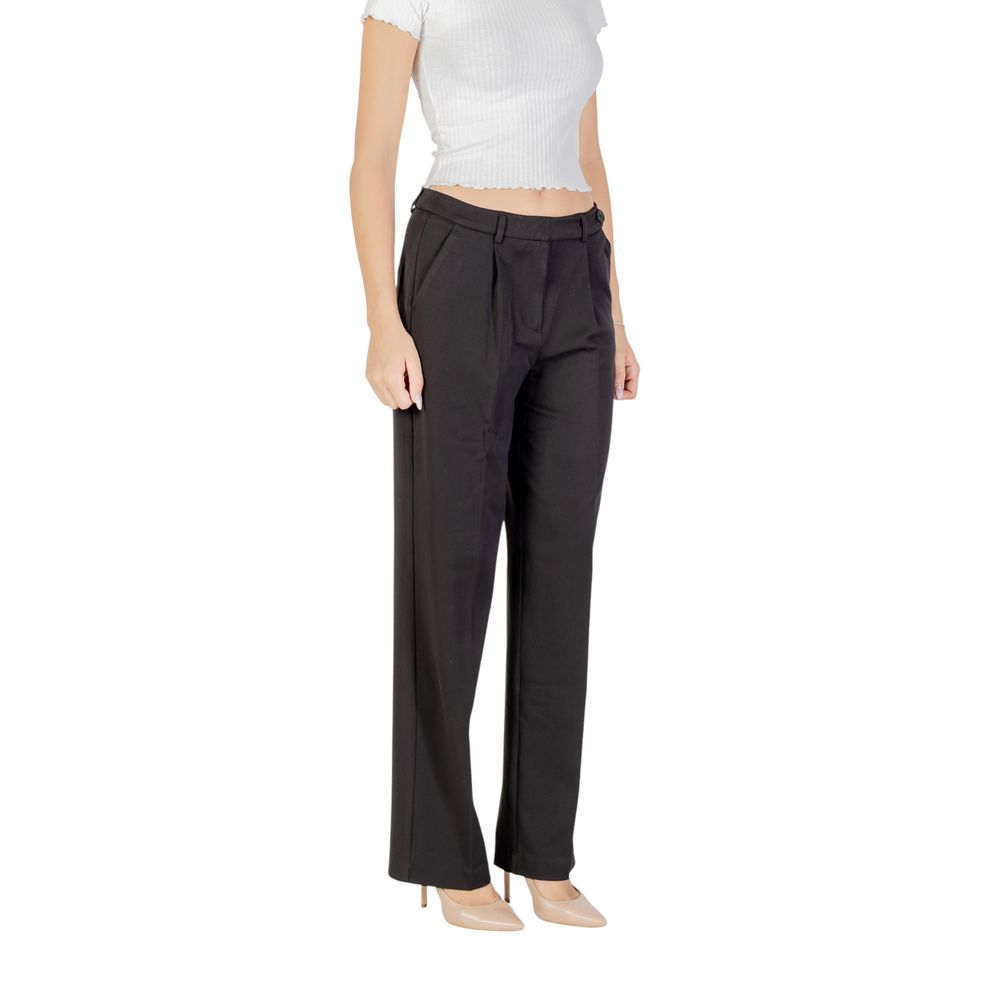 Only Schwarze Anzughose aus recyceltem Polyester