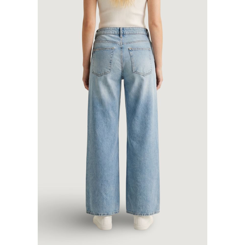 Only Hellblaue Mom Jeans aus Baumwolle