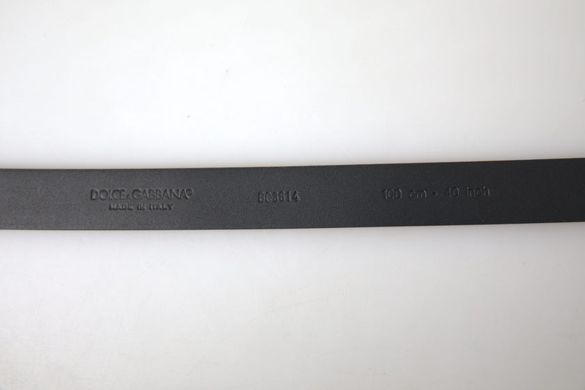 Dolce & Gabbana Bordeauxfarbener Ledergürtel mit silberner Metallschnalle