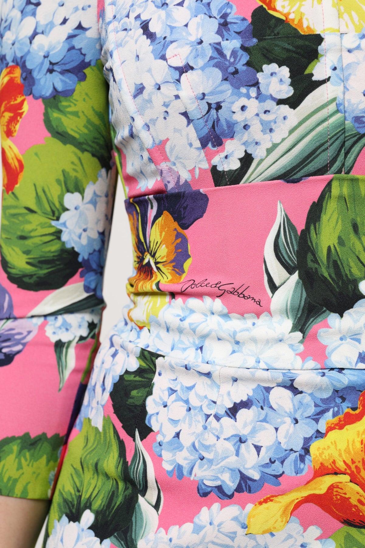 Dolce & Gabbana Multicolor Florales Midikleid mit Seitenschlitz