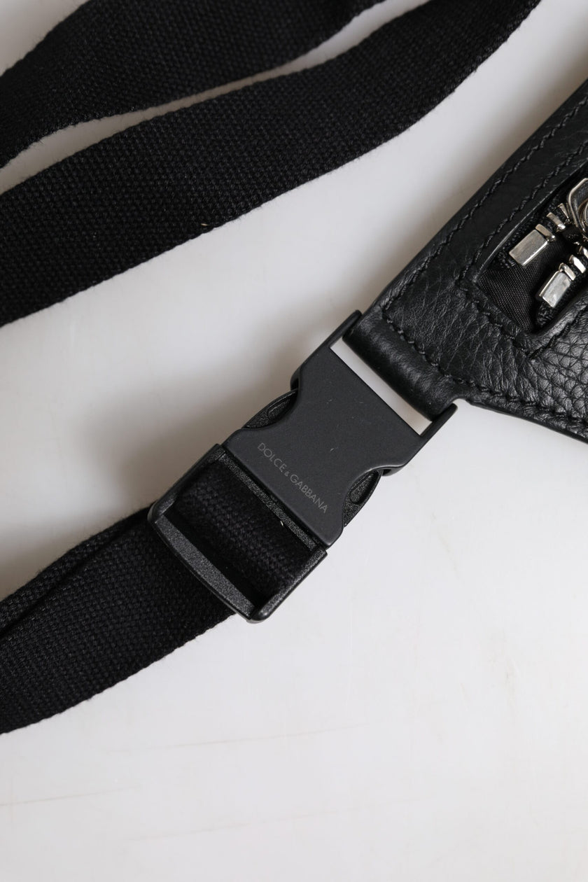 Dolce & Gabbana Schwarzes Kalbsleder Logo Plaque Gürtel Taille Herren Bauchtasche