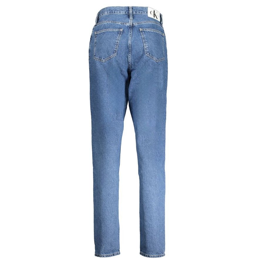 Calvin Klein <NAME>