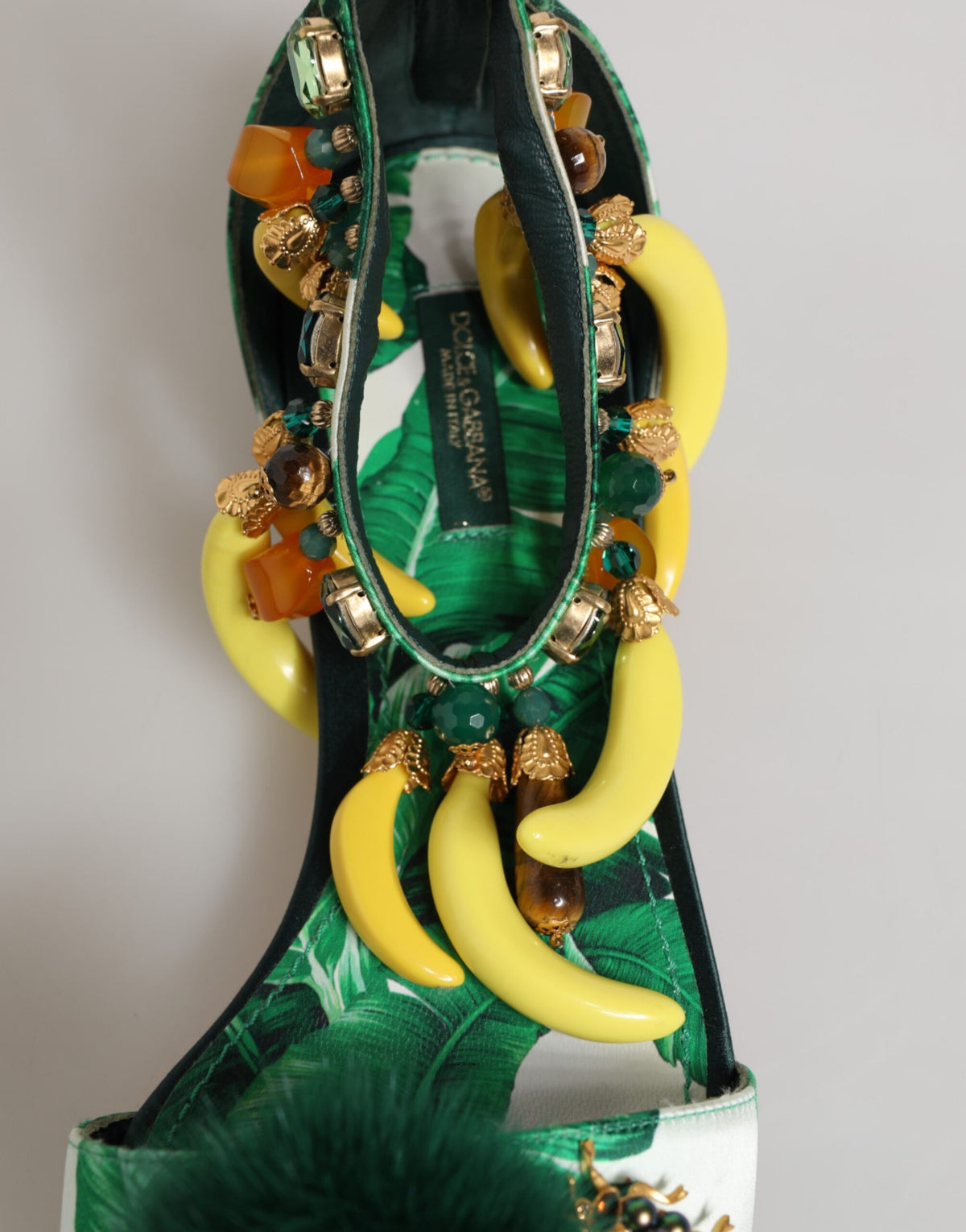 Dolce & Gabbana Grün Nerz Pelz Satin Bananenblatt Sandalen Schuhe