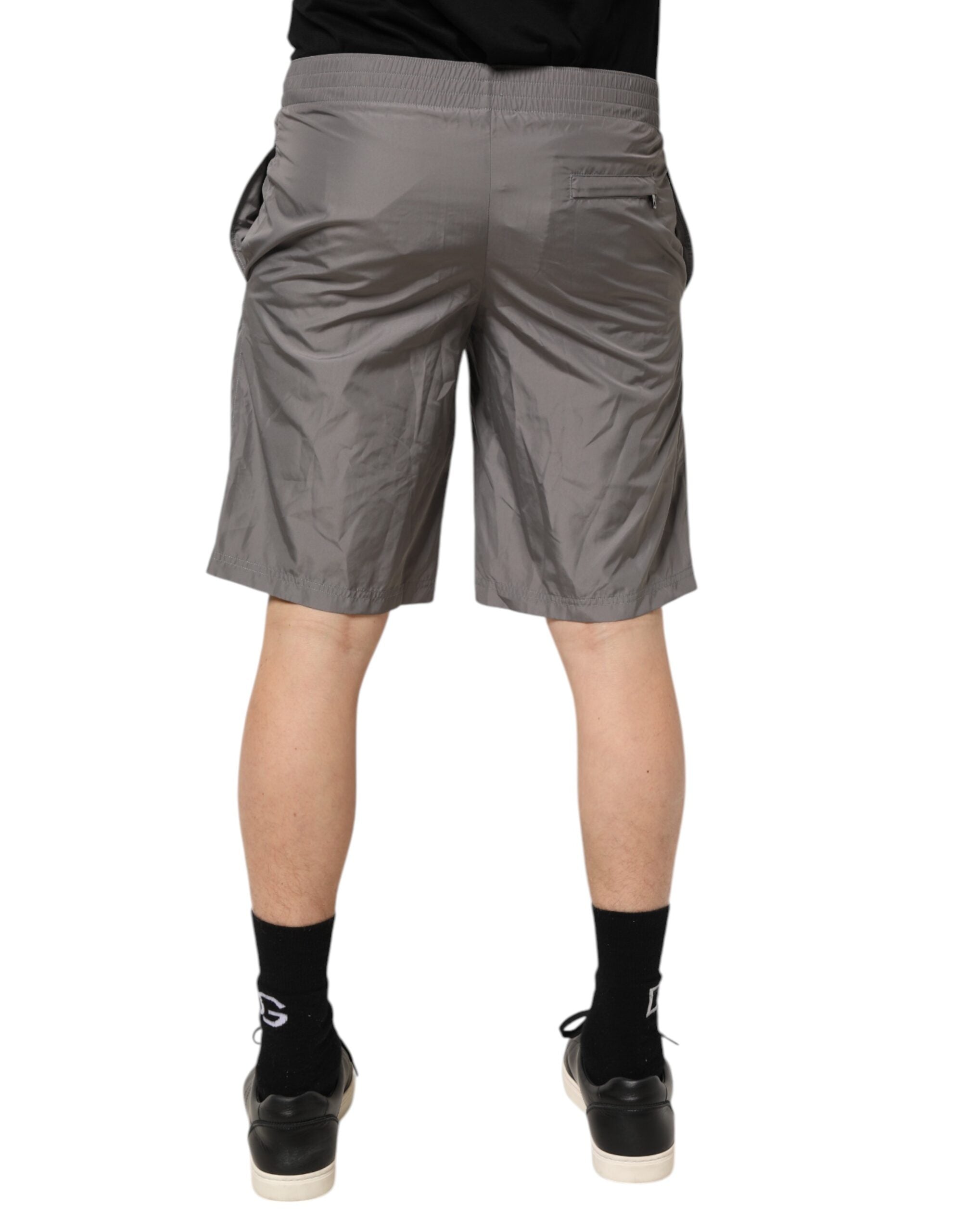 Dolce & Gabbana Hellgraue Badeshorts aus Nylon mit elastischem Bund Bademode