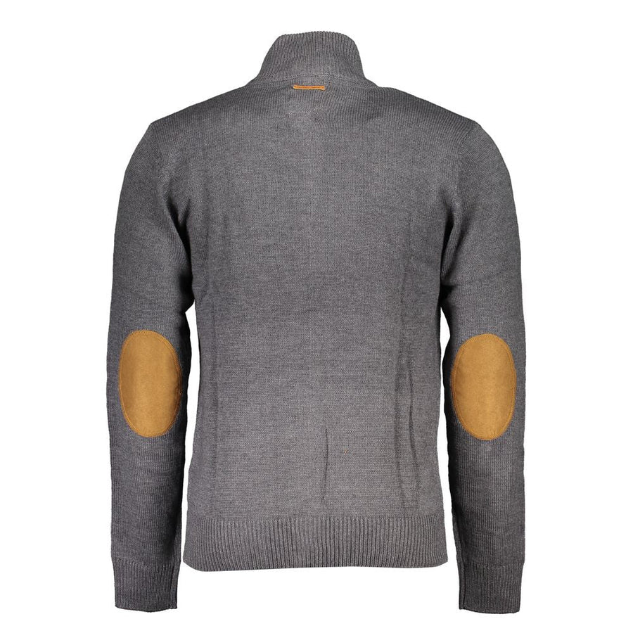 Gianmarco Venturi grauer Baumwoll-Pullover mit langem Arm, kontrastierenden braunen Ellenbogen-Patches und Stehkragen.