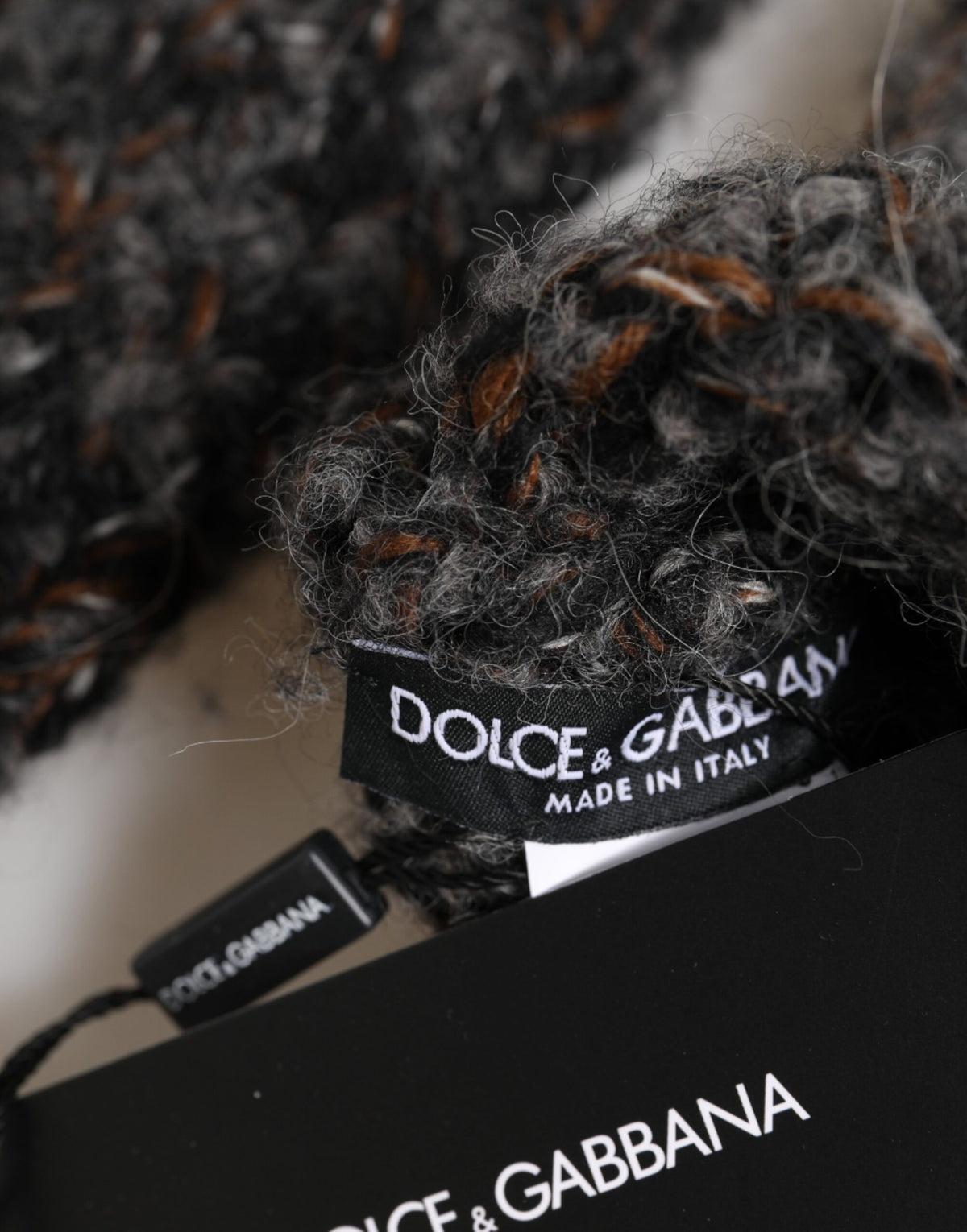 Dolce & Gabbana Graue Fingerlose Herrenhandschuhe aus reiner Schurwolle